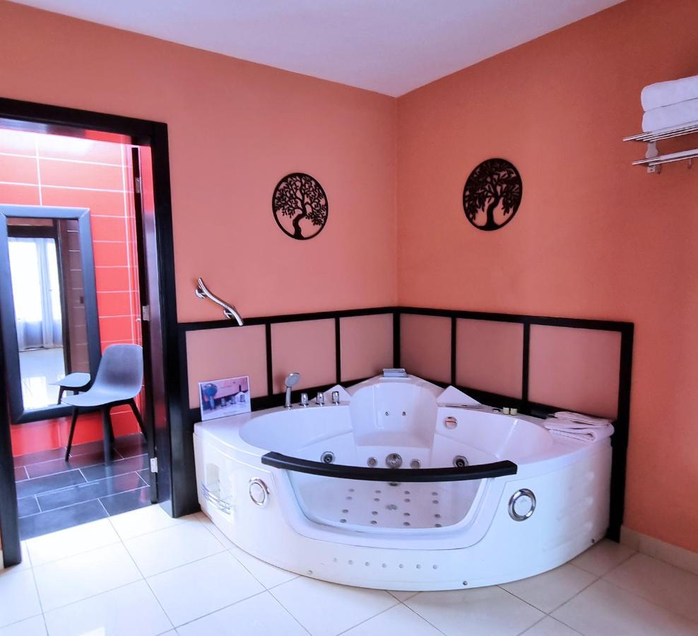 Evita Beach Suites Exclusivas Caleta de Sebo Exterior photo