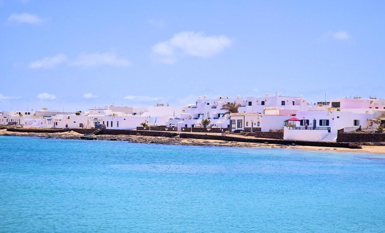 Evita Beach Suites Exclusivas Caleta de Sebo Exterior photo