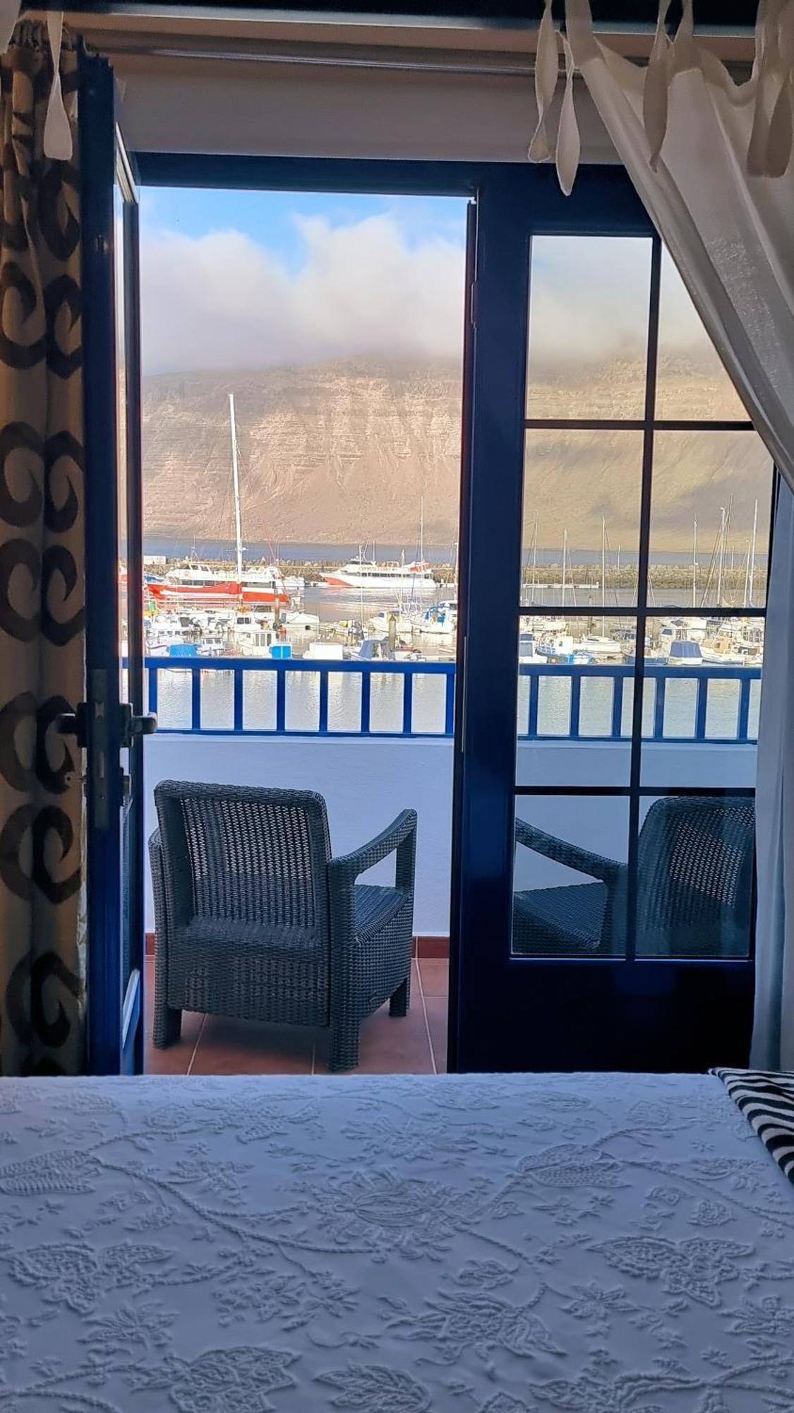 Evita Beach Suites Exclusivas Caleta de Sebo Exterior photo