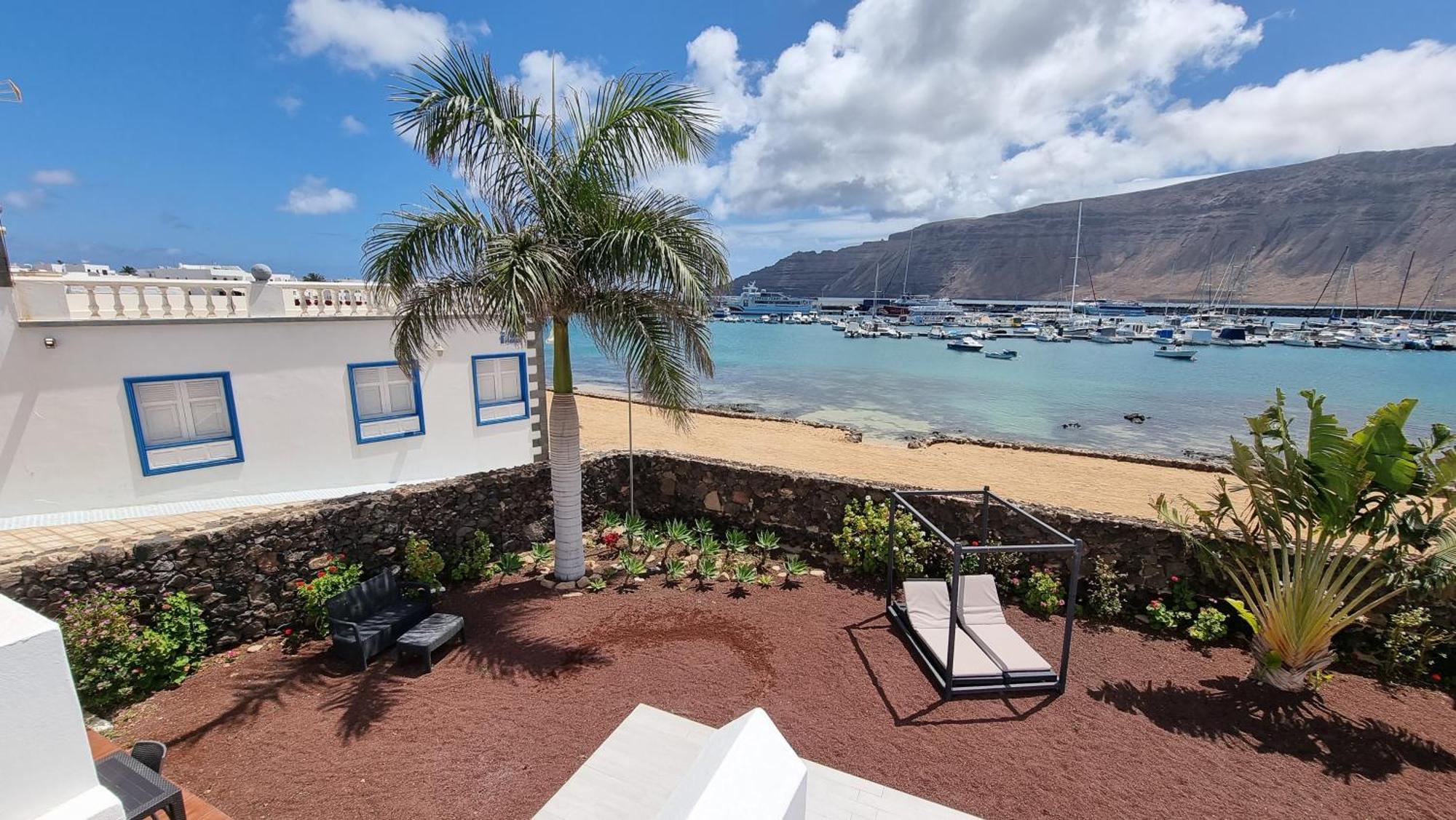 Evita Beach Suites Exclusivas Caleta de Sebo Exterior photo